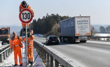 Nuk ka më vozitje të shpejtë nëpër autostradat e Gjermanisë, propozohet kufizimi i shpejtësisë maksimale në 130 kilometra në orë
