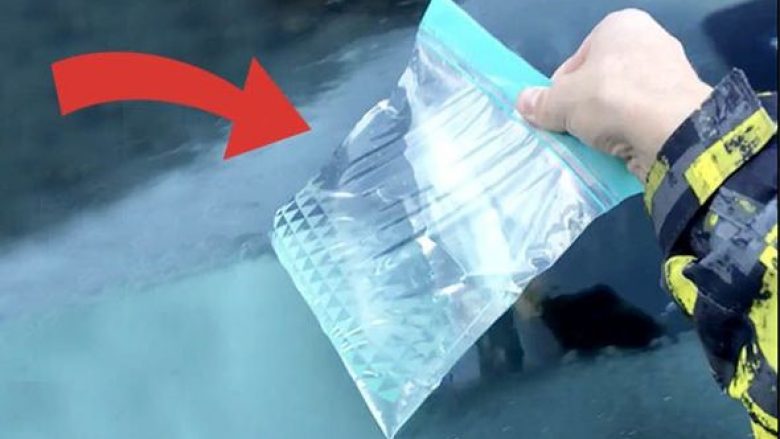 Metodë praktike e shkrirjes së akullit në dritaret e veturës, ju nevojiten vetëm pak sekonda (Video)