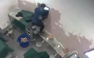 Arratisje nga burgu si nëpër filma, të burgosurit amerikanë thyen dritaren e qelisë dhe për pak orë shijuan lirinë (Video)