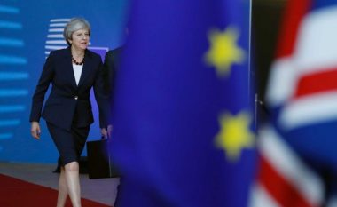 May informon BE-në për etapat e ardhshme të Brexit