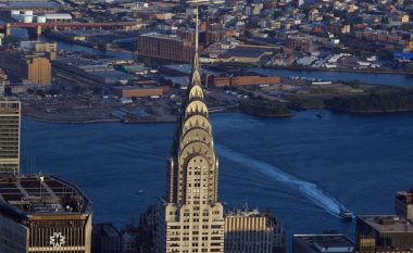 Ndërtesa e famshme e Nju Jorkut “Chrysler Building” është në shitje, por pa çmim (Foto)