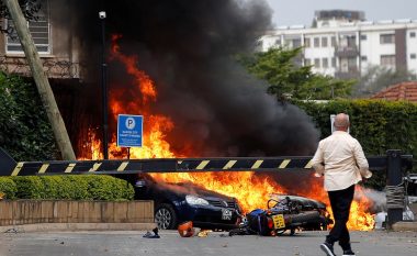 Sulmi në Nairobi, 14 të vdekur në mesin e tyre një amerikan dhe britanik – publikohen pamjet e sulmit të përgjakshëm (Foto/Video, +18)
