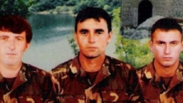 Bëhen 22 vjet nga rënia e tre ushtarëve emblematik të UÇK-së