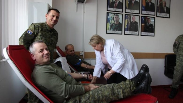 Aksioni i parë humanitar i FSK-së për këtë vit, dhuron gjak