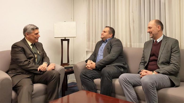 Ahmeti e Ymeri, takohen me ambasadorin amerikan, në fokus dialogu me Serbinë