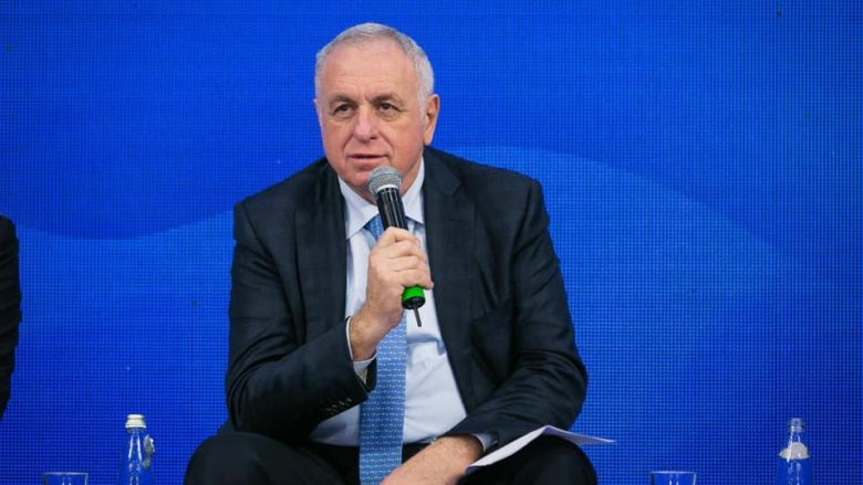 Deputeti i PD kundër ministrit nga Kosova: Po shqetësohen miqtë tanë ndërkombëtarë