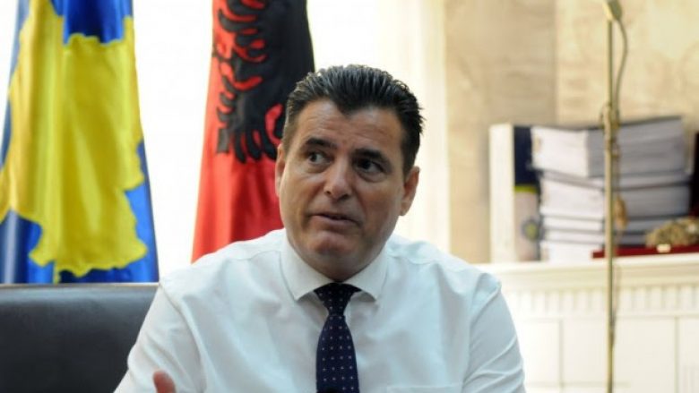 Bahtiri kërkon shkarkimin e rektorit të Universitetit të Mitrovicës