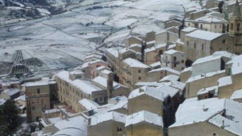 Bora krijon probleme në Malin e Zi dhe Bosnje