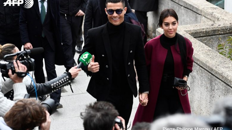 Ronaldo mbërrin në Madrid për t’u paraqitur në gjykatë rreth shmangies së taksave