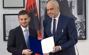 Edi Rama ia delegon drejtimin e Ministrisë së Jashtme të Shqipërisë, Gent Cakajt (Video)