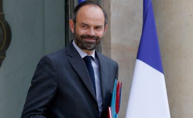 Franca aktivizon planet për “Brexit” pa marrëveshje
