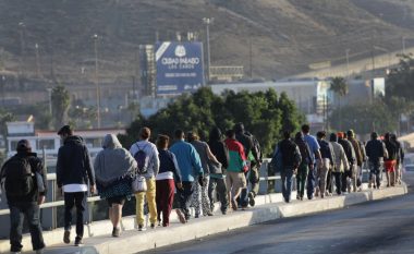 Sondazhi i fundit i Gallup: Mbi 46 për qind e të rinjve duan të ikin nga Kosova
