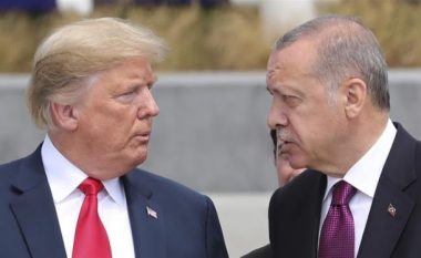 Erdogan dhe Trump diskutojnë për Sirinë