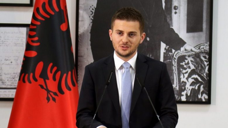 Kjo është CV e ministrit të Jashtëm të Shqipërisë Gent Cakajt