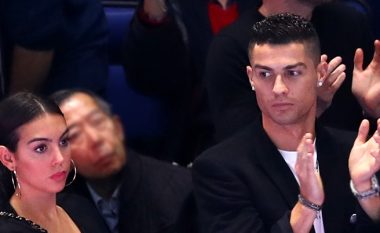 Edhe gjatë pushimeve në Dubai, Ronaldo dhe familja e tij stërviten në palestër