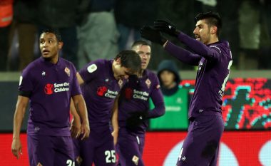 Fiorentina ‘shkatërron’ Romën dhe kalon në gjysmëfinale, Chiesa shënon het-trik