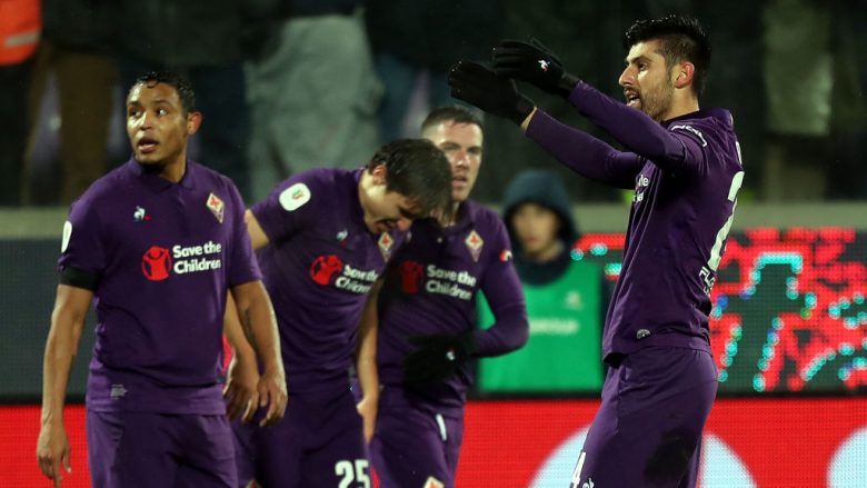 Fiorentina ‘shkatërron’ Romën dhe kalon në gjysmëfinale, Chiesa shënon het-trik