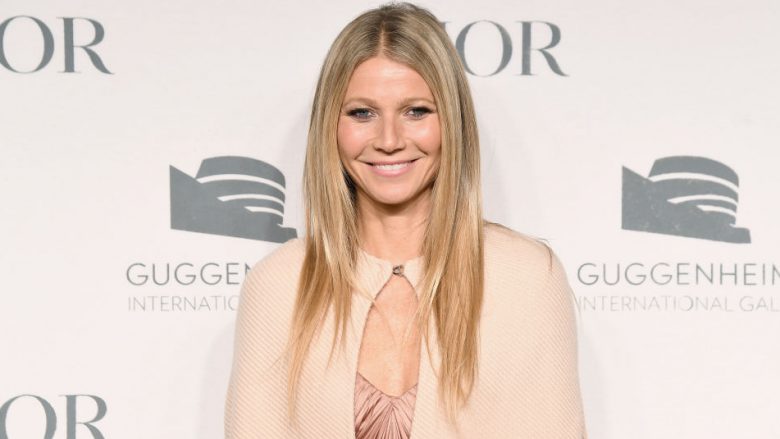 Trendi bizar i bukurisë, Gwyneth Paltrow ka paguar që të thumbohet nga bletët