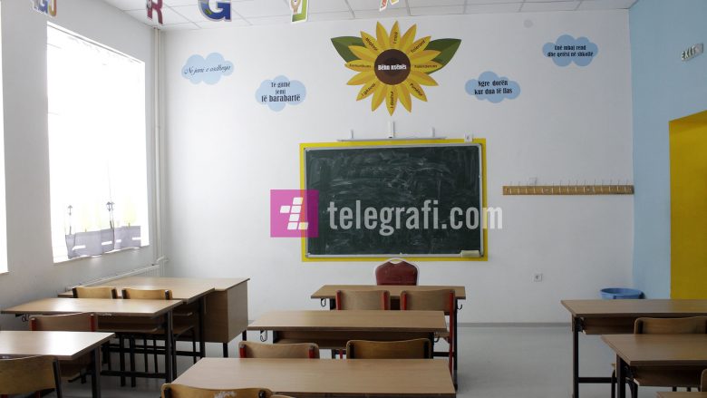 Mësimi nuk fillon më 2 shtator në Maqedoni, Sindikata nuk lëshon pe