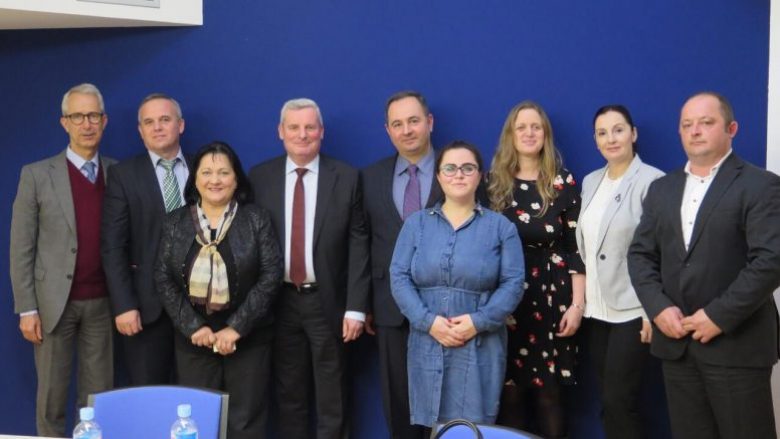 Grupi i deputetëve të pavarur të OBRM-PDUKM-së marrin mbështetje nga ambasadorët në Maqedoni