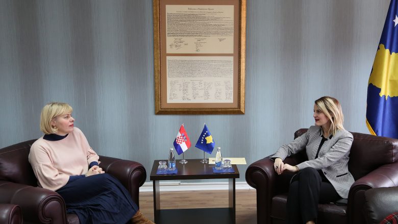 Kroacia përkrah Kosovën në të gjithë hapat integrues
