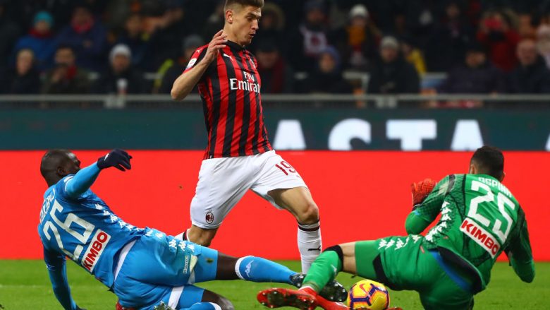 Milani dhe Napoli luajnë baras në derbin e javës në Serie A