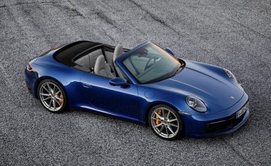 Porsche prezanton 911 Carrera me tavan të hapur (Video)