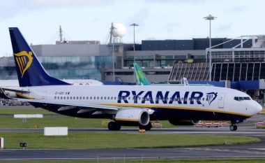 Ndikimi i pandemisë COVID-19, Ryanair regjistron humbjen e parë në 30 vitet e fundit