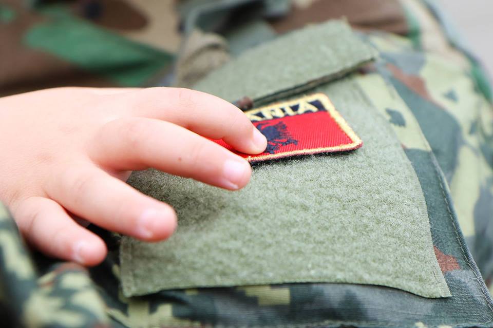 Forcat e Armatosura të Shqipërisë ofrojnë 400 vende të lira pune, Rama fton të rinjtë të aplikojnë