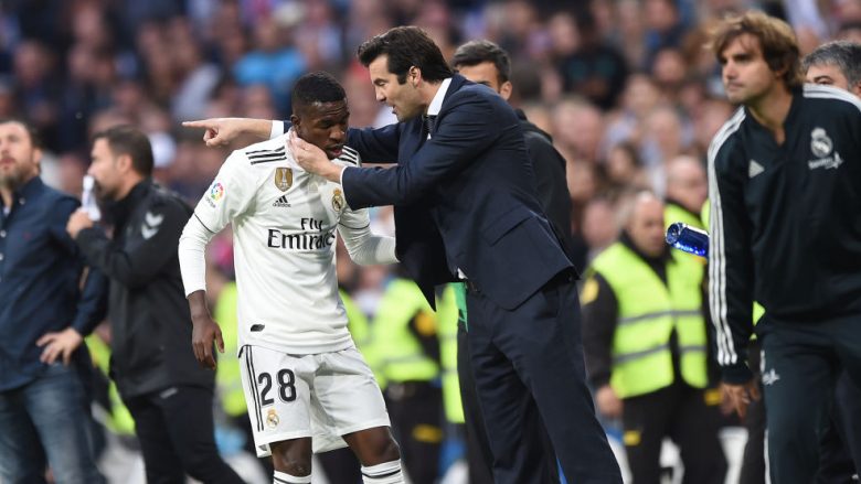 Solari i lumtur me paraqitjet e Vinicius, por nuk siguron se lojtari do të përfshihet në skuadrën për ndeshjen kundër Real Betisit