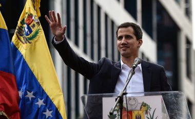 PE e njeh Guaidon si president të përkohshëm të Venezuelës