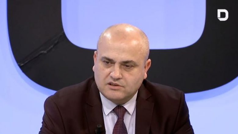 Avdyli: Shpend Ahmeti të japë dorëheqje nga posti i kryetarit të Prishtinës (Video)
