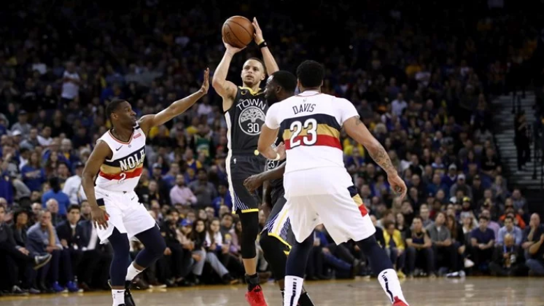 Warriors, Pelicans dhe Curry arritën rekorde të reja të tre pikëshave në NBA