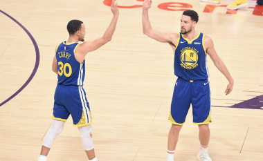 Klay Thompson shkëlqen me 45 pikë, Warriors triumfojnë kundër Lakersave