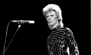 David Bowie shpallet ikona më e madhe në botën e argëtimit