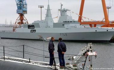 “Spiegel”: Qeveria gjermane i ka dhënë lejen eksportit në Egjipt të anijeve luftarake