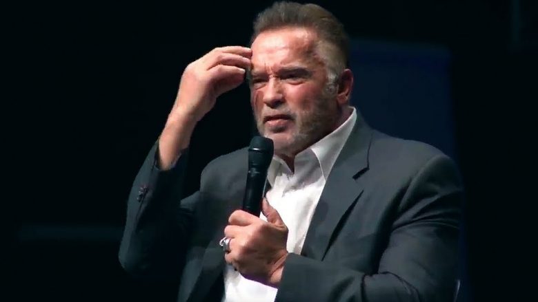 Fjalimi i Arnold Schwarzenegger-it po bën bujë në internet te rezistuesit dhe te të dobëtit (Video)