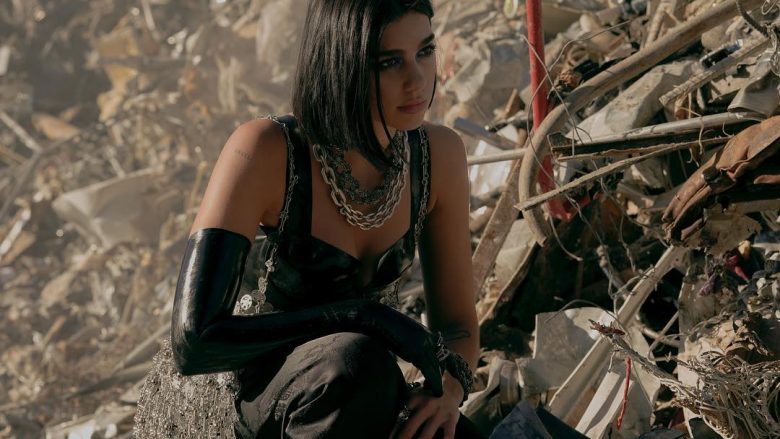 Dua Lipa sjell klipin e ri “Swan Song” – kolona zanore e filmit “Alita: Battle Angel”