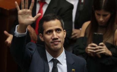 Kosova njeh zyrtarisht Juan Guaidó, si president të Venezuelës