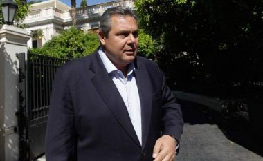 Jep dorëheqjen ministri grek i Mbrojtjes