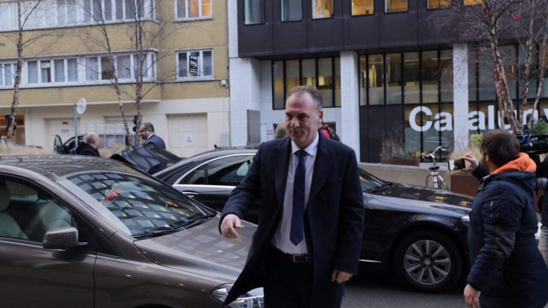 Fatmir Limaj në Berlin, do të ketë takime në Bundestagun gjerman dhe zyrën e Merkelit