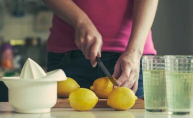 Dieta e limonit, midis të vërtetës dhe miteve të rreme
