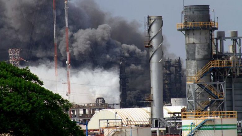 114 të vdekur nga shpërthimi i naftësjellësit në Meksikë