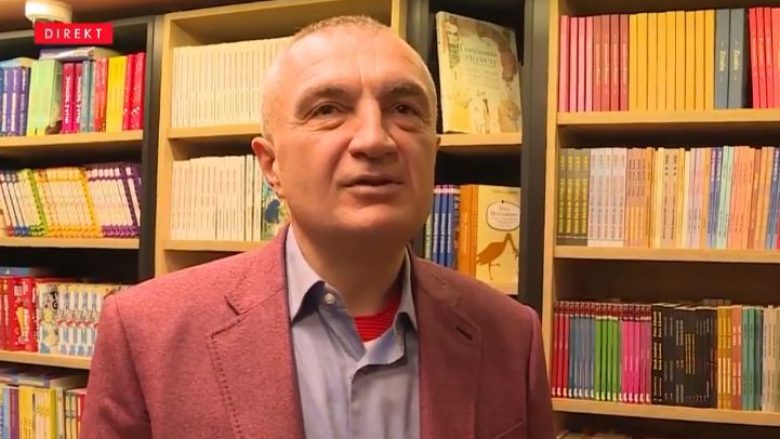 Presidenti Meta vizitoi librarinë “Dukagjini”, tha se leximi në Kosovë është në nivel pozitiv (Video)