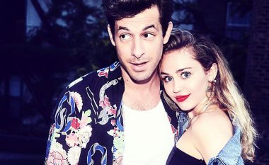 Miley Cyrus bëhet romantike në përvjetorin e lindjes së Liamit