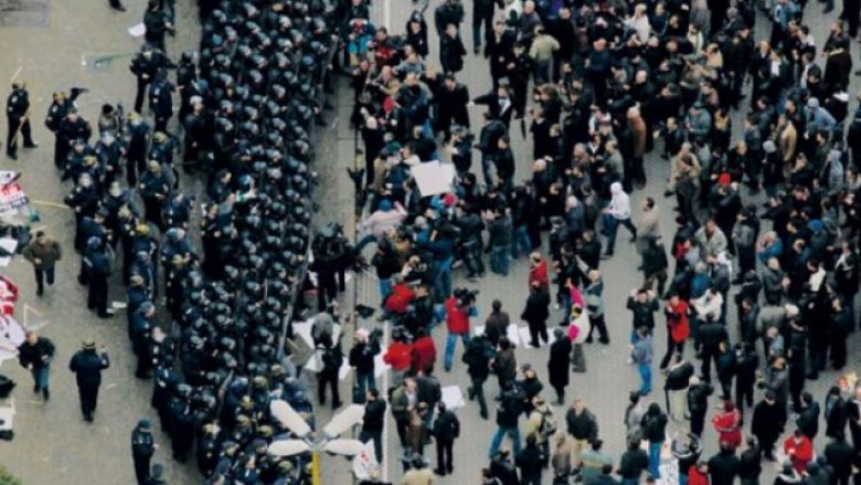 Opozita organizon protestë në Tiranë, mbi një mijë policë në terren, rrugët që do të bllokohen