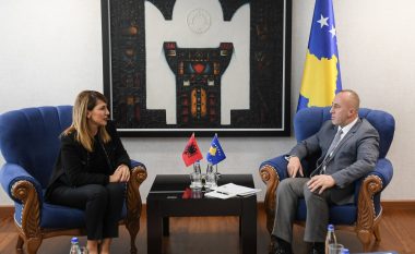 Haradinaj takon Majlinda Bregun: Shqiptarët do të mbetën të përkushtuar për stabilitet dhe paqe në rajon