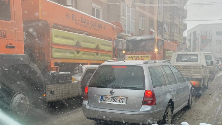 Rrugët kryesore të Gjilanit janë të hapura, Komuna apelon për kujdes të shtuar