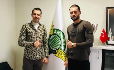 Zyrtare: Akhisarspori e blen përfundimisht Sokol Cikalleshin