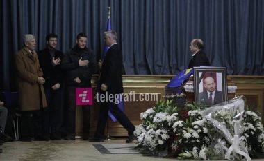 Presidenti Thaçi bën homazhe pranë arkivolit të zëvendësministrit Daci